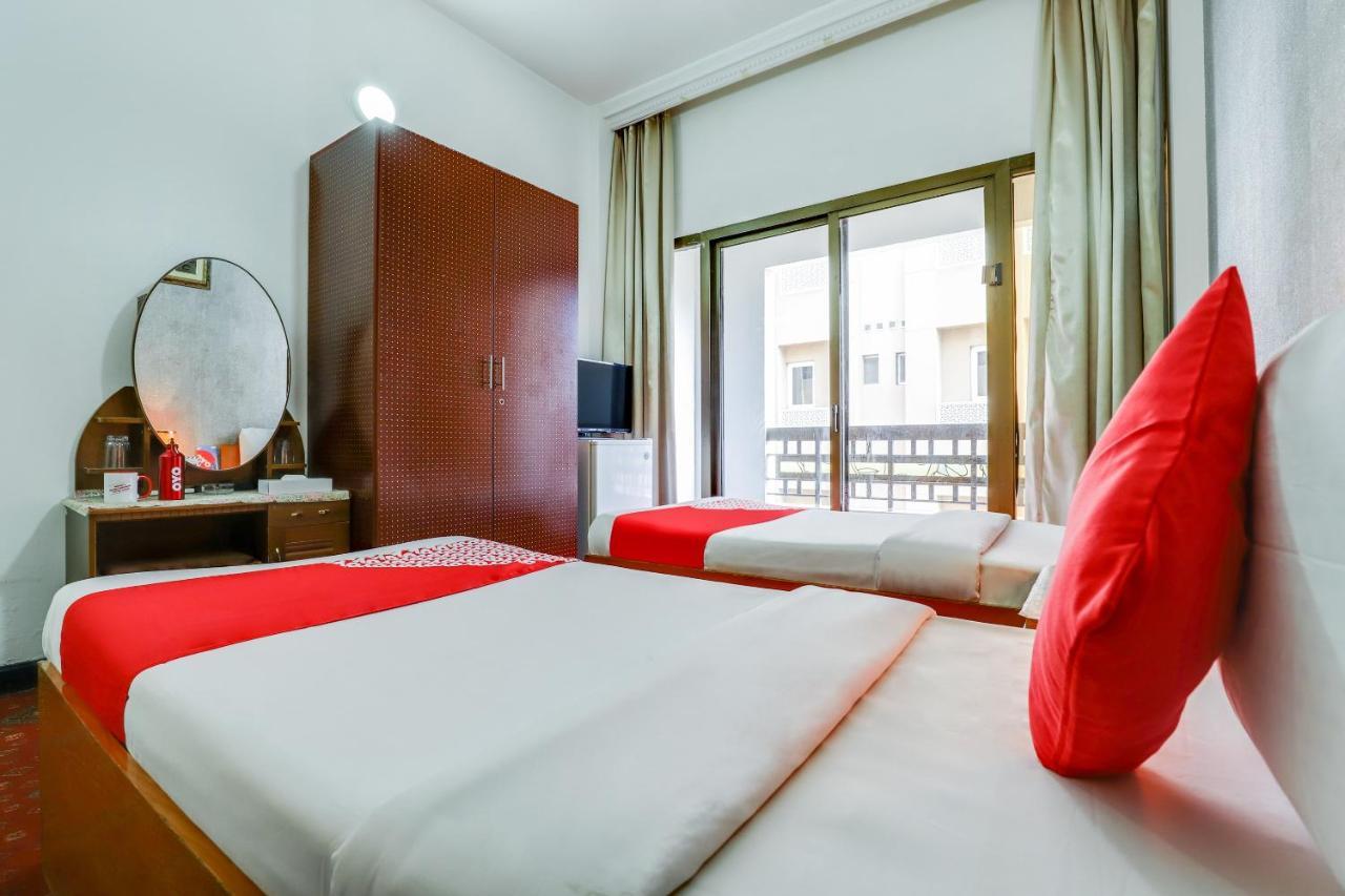 Oyo 339 Vienna Hotel Дубай Екстер'єр фото