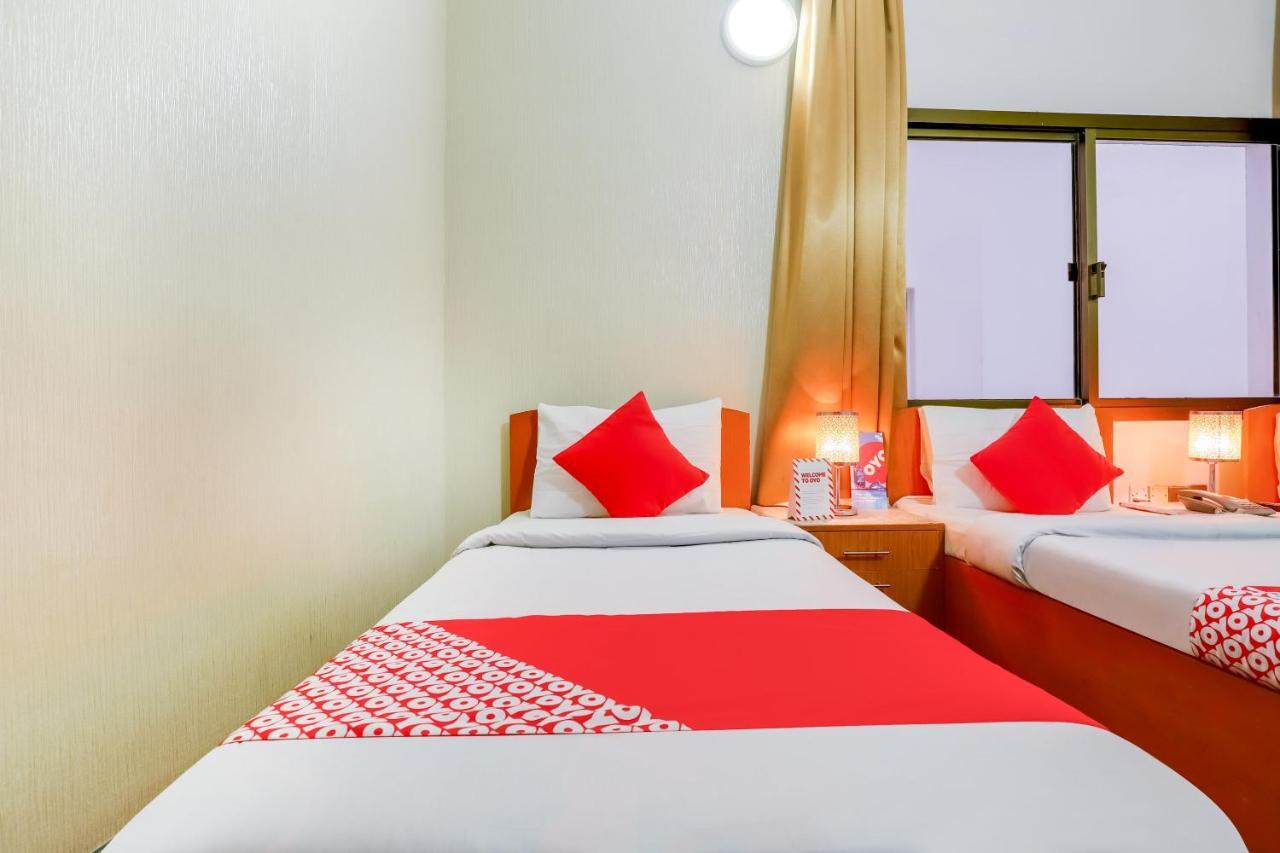 Oyo 339 Vienna Hotel Дубай Екстер'єр фото