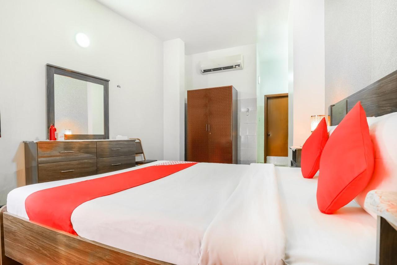 Oyo 339 Vienna Hotel Дубай Екстер'єр фото